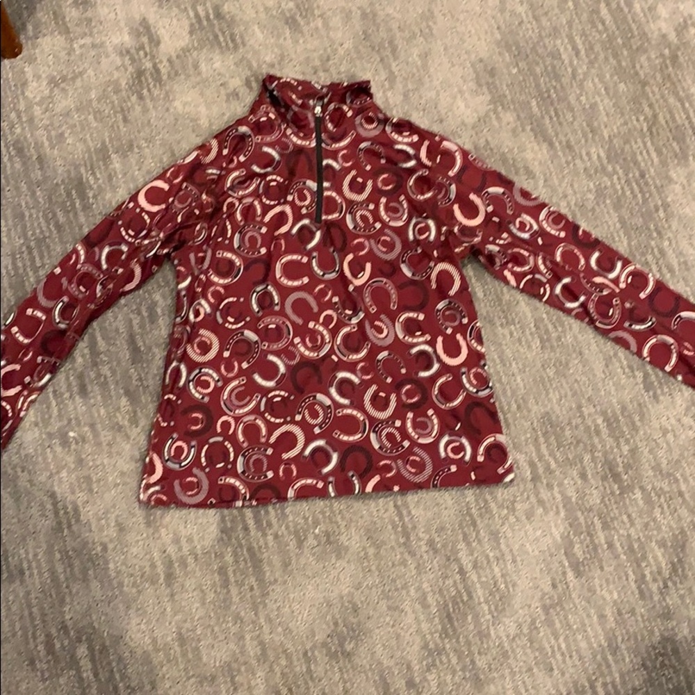 kids medium kerrits horse shoe shirt